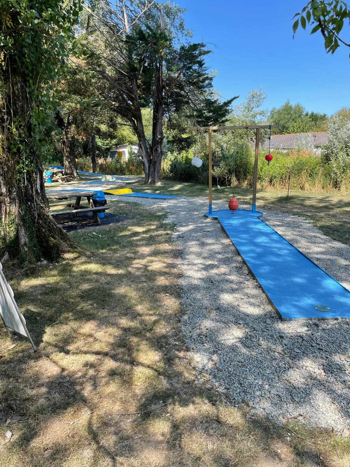 Trou créatif du parcours de mini-golf breton